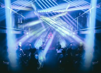 1Rebel har byggt världens första spinning-amfiteater