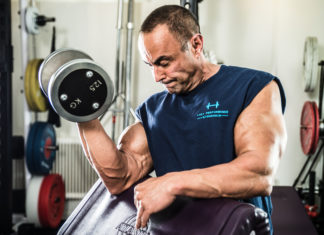 Den världsberömda styrketräningscoachen Charles Poliquin har gått bort