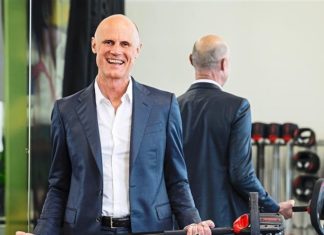 ”Satsa på gruppträning om du vill vara framgångsrik i framtiden” – Phillip Mills