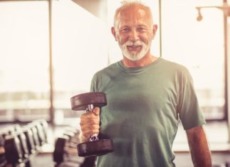 Brittisk rapport slår larm – få äldre att börja röra på sig eller riskera en vårdkris i samhället!