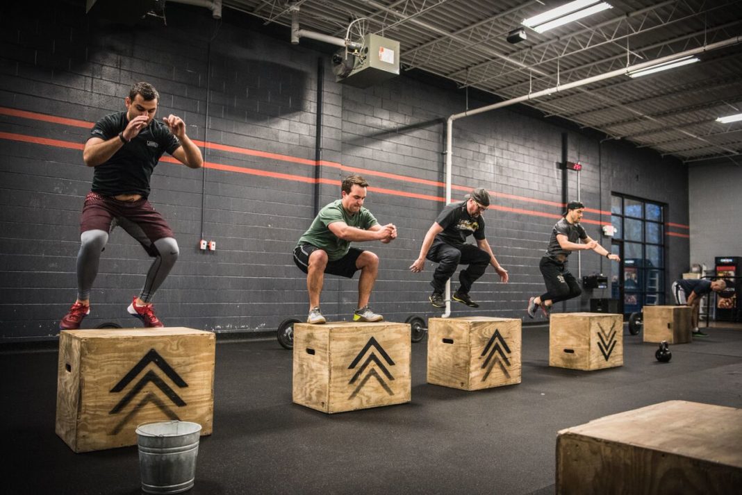 Crossfit box jump