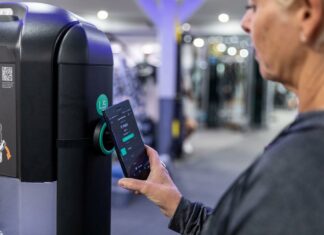 Precor teamar upp med Sonys smarta gymlösning Advagym