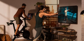 Pelotonaktien rasade efter att bolaget rapporterat en stor förlust och sjunkande intäkter