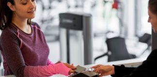 Gymmedlemskap i skottgluggen när svenskarna ska spara pengar