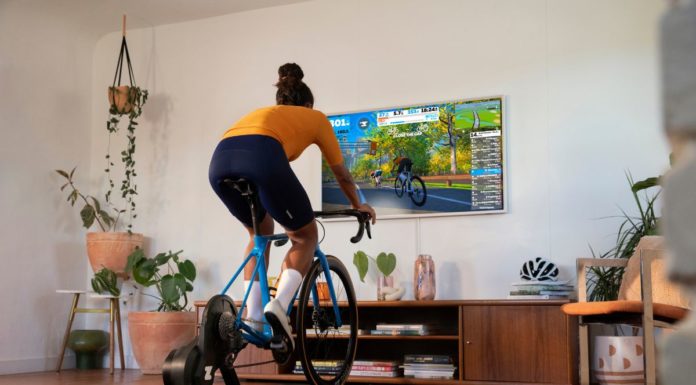 Zwift lanserar smart cykeltrainer