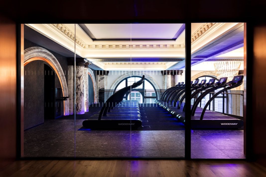 Woodway_4FRONT_Equinox_LDN_EastStJames