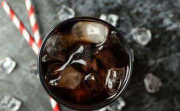 Livsmedelsverket utreder högre skatt på sötade drycker såsom läsk