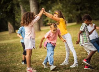 Pep-rapporten 2023: ”Endast två av tio barn och ungdomar rör sig enligt rekommendationen”