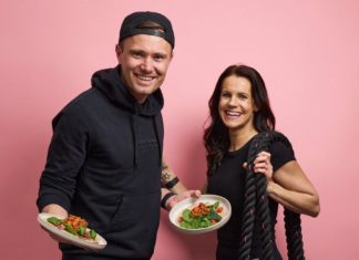 Imponerande tillväxtresa för Weekly Revolt – siktar mot 45 miljoner kronor i omsättning