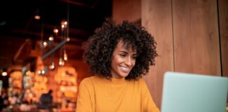 Fler handlar online – men kunderna är priskänsliga