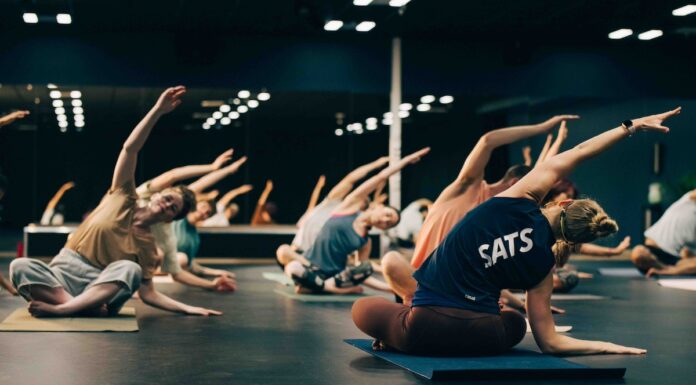 SATS kvartal 1: Ökade intäkter och starkt resultat Yogaklass på träningskedjan SATS