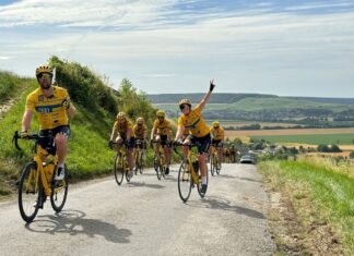 Äventyr, gemenskap och välgörenhet – cykla till Paris med Team Rynkeby! Team Rynkeby cyklister