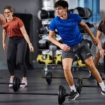 Friskis&Svettis öppnar nya gym i Motala, Sundsvall och Skellefteå Gruppträning på Friskis och Svettis med skivstång