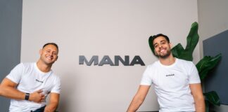 Från brottningsmatta till kallbad: svenska mästaren Alexander Bica satsar på hälsa och välmående Alexander Bica och Elias Alhar