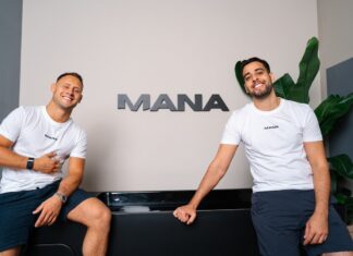 Från brottningsmatta till kallbad: svenska mästaren Alexander Bica satsar på hälsa och välmående Alexander Bica och Elias Alhar