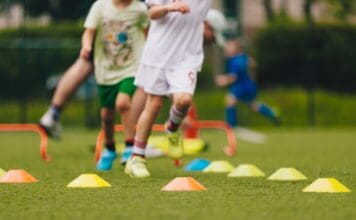 Barns idrottande blir allt dyrare – kostnaderna har ökat med 68 procent Oroande med allt dyrare idrott för barn och ungdomar fotboll