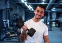 SATS levererade nytt medlems- och resultatrekord för under 2024 SATS man med hantel