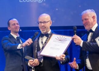 ECDesigns Richard Grönberg utsedd till årets företagare i Örebro Richard Grönberg ECDesign