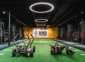EoS Fitness köper 23 Gold’s Gym i Kalifornien – medan Gold’s växlar upp mot premium och franchise