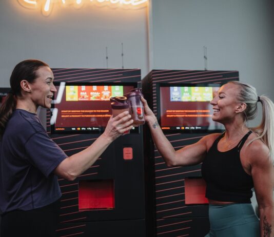 Optishake växlar upp – tar in nytt kapital och expanderar till Storbritannien