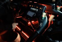 Barry’s ingår globalt partnerskap med alkoholfritt ölmärke