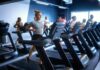 SATS lanserar nordisk varumärkeskampanj för att inspirera till mer rörelse Indoor Running tjej på SATS gym