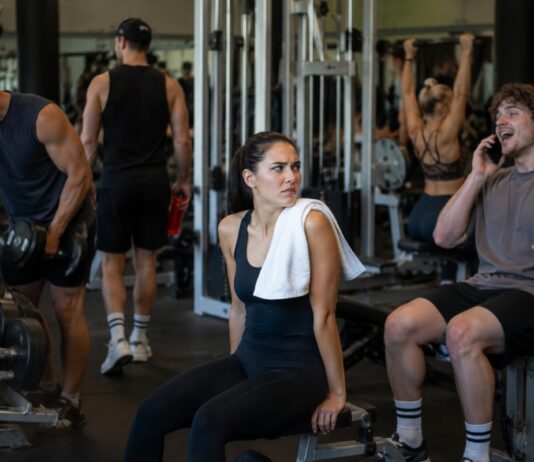 Undersökning: Det här stör svenskarna mest på gymmet